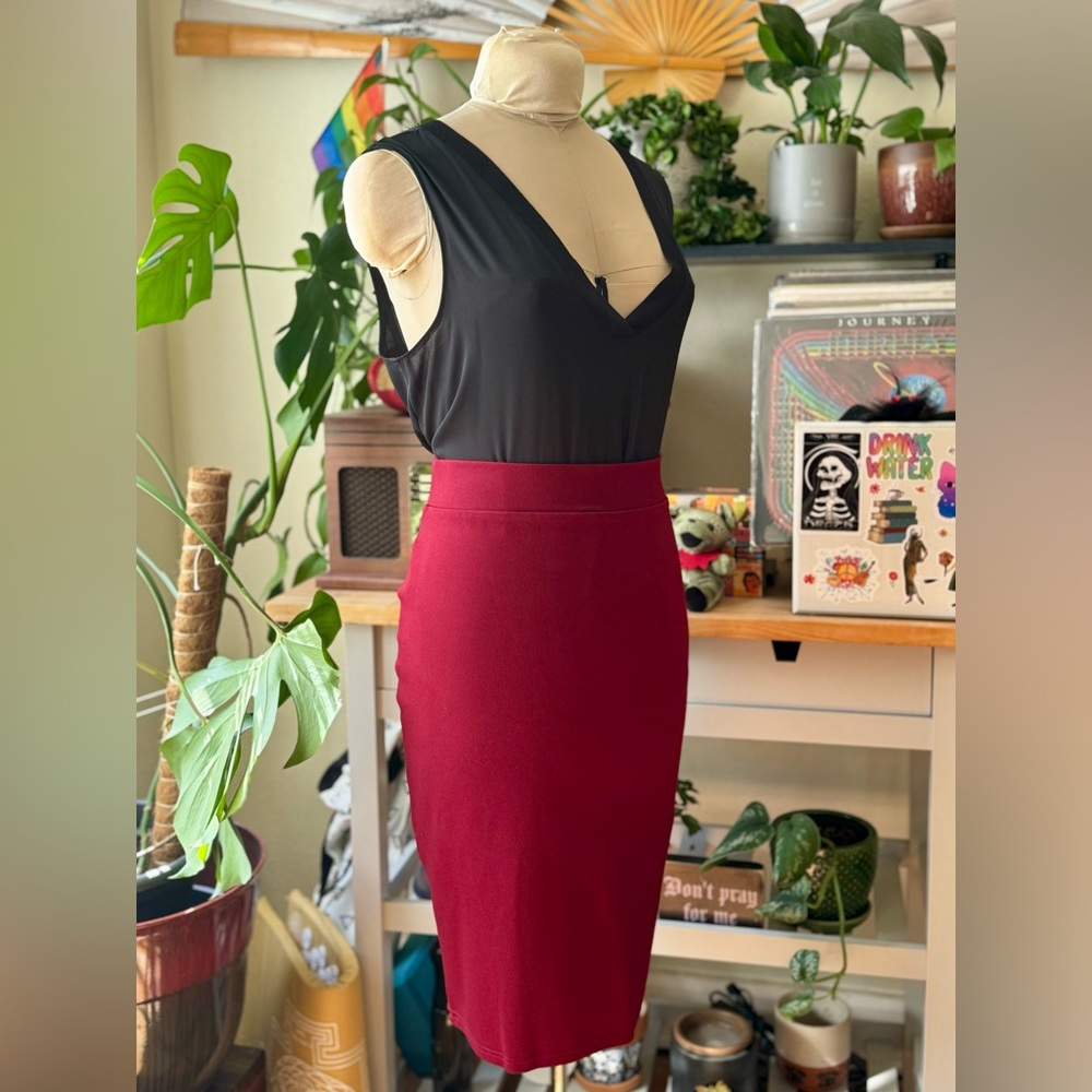Pencil Skirt - Red Wine - Office Wear - Size: Small